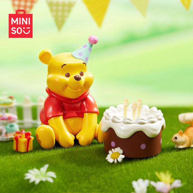 MINSO Winnie the Pooh Old Friends Party Theme Blind Box Figure Cute Children's Fun Trendy Toy