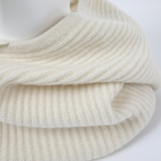 High-End Export White Velvet Autumn and Winter Thickened Solid Color Cashmere Hat for Women with Integrated Neck Warmer, Winter Thermal Neck Cover