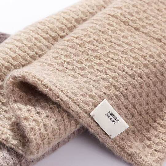 Three-Color Gradient Warm Knitted Pure Cashmere Scarf, Soft and Luxurious, Thickened for Warmth, Unisex for Winter