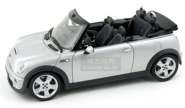 Alto 1:18 AutoArt BMW Mini Cooper convertible MINI silver car model