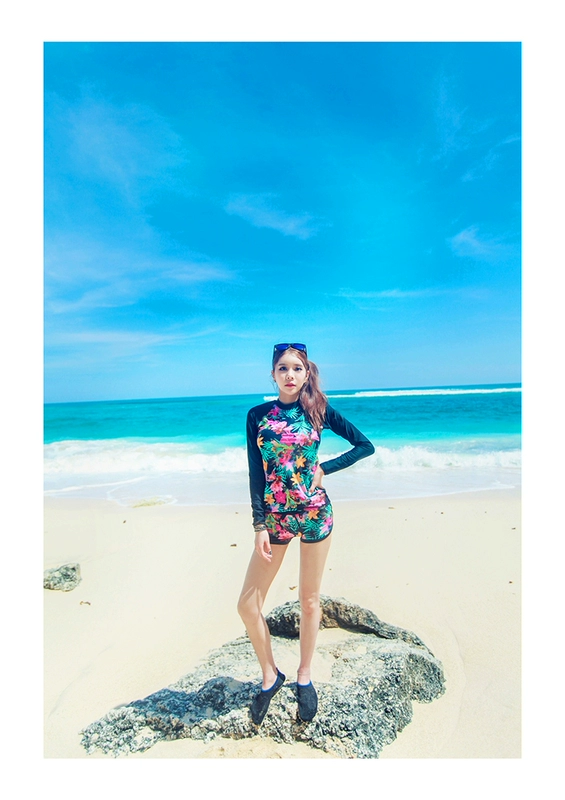Cặp vợ chồng Hàn Quốc áo tắm chống nắng dài tay lướt sóng phù hợp với bộ đồ bơi chia đôi áo tắm giảm béo cho nam - Vài đồ bơi đồ đôi đi biển 2020