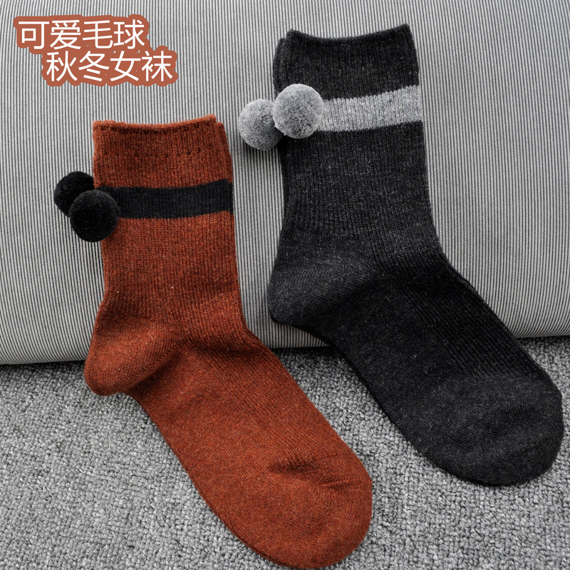 Over 10  Autumn/Winter Wool Ankle Heel Handmade Cute Pom-Pom Solid Color Striped Polka Dot Short Socks Women's Socks