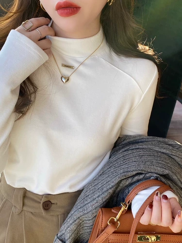 Двусторонная бархатная приятная телу утепленная футболка, высокий воротник, изысканный стиль