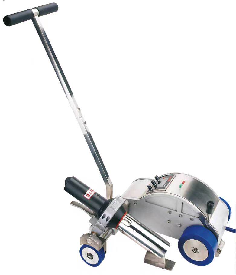 Manufacturer direct sales roofing waterproof cloth automatic climbing welding machine spray-painting cloth-cloth machine hot air welding machine knife scraping cloth welding