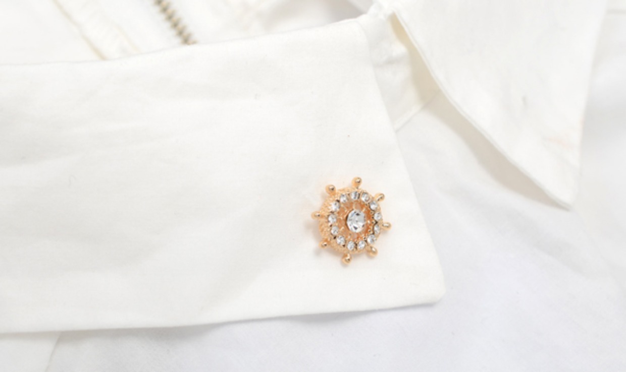 Mini kèn phong cách hải quân neo bánh lái cổ áo khóa nam và nữ cổ áo hoa phù hợp với trâm cài trang sức pin nút cài áo