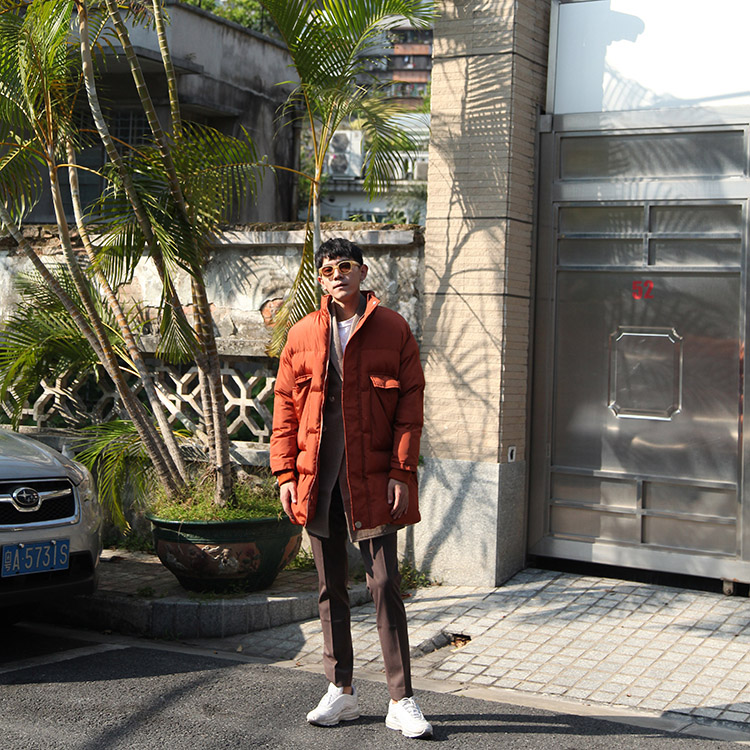 Giải phóng mặt bằng GM mùa thu và mùa đông bông coat dài caramel màu nam giới và phụ nữ với cùng một đoạn túi áo dày ấm áo khoác vài áo khoác bomber