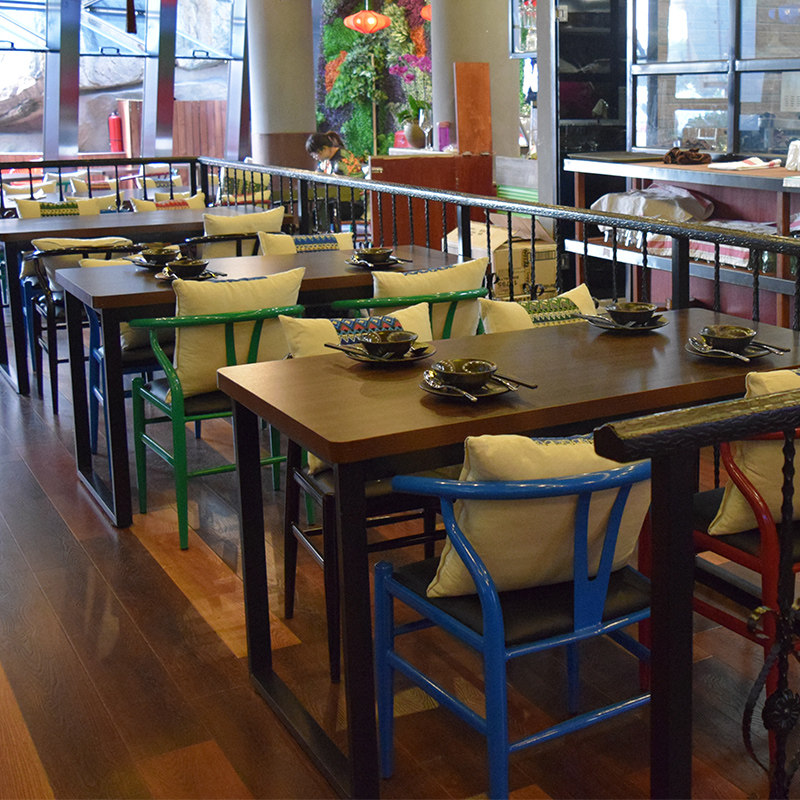 Fashion Music Restaurant Table and Chair Customized Modern Restaurant Table and Chair Bar Dining table and chair dining table