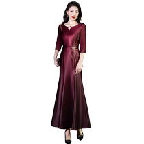 High-end light luxury mother-in-law wedding banquet dress for mother to attend the wedding noble and stylish young style banquet evening dress for women