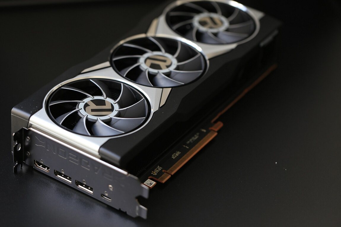 AMD Radeon RX 6900XT RX 6800XT RX 6800 16G graphics card black Apple graphics card