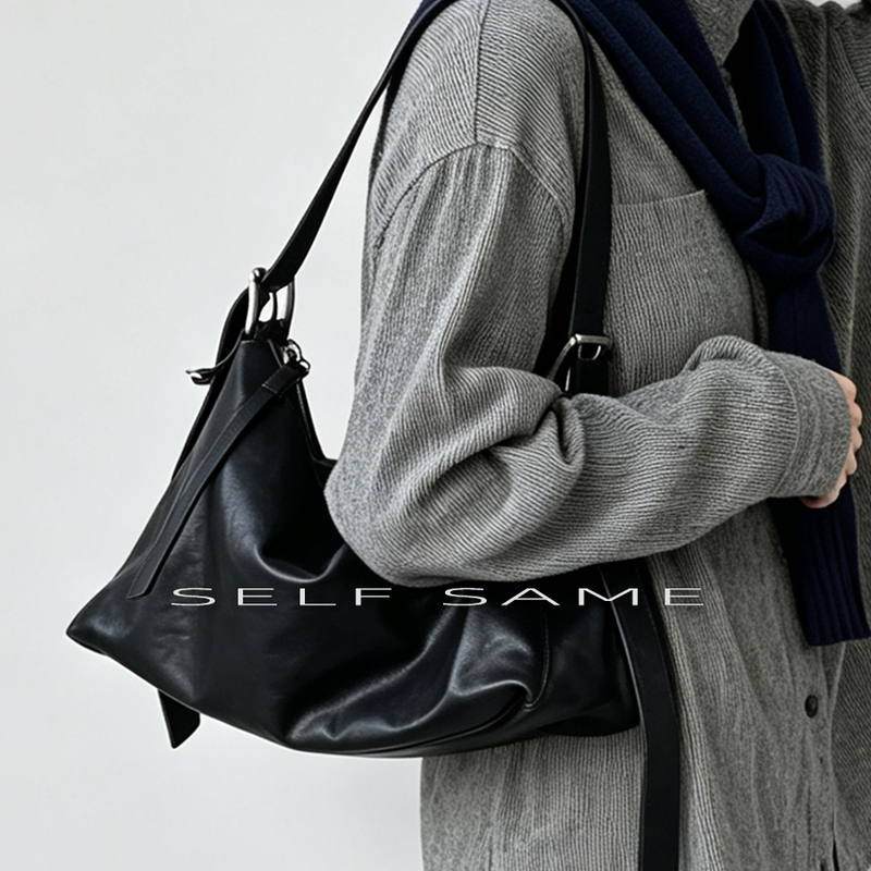 Selfssame Top-Grain Vegetable-Tanned Leather, High-End Natural, Understated and Relaxed Feel, Hobo Underarm Bag