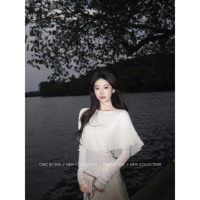 Chic by Siqi “Woven Clouds and Shadows” Ribbed Cape Collar Gentle Faux Two-Piece Design Knit Top