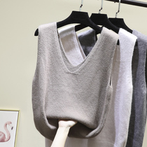 Knitted vest sweater vest jacket women Spring and Autumn outside shoulder early autumn 2021 New style thin coat