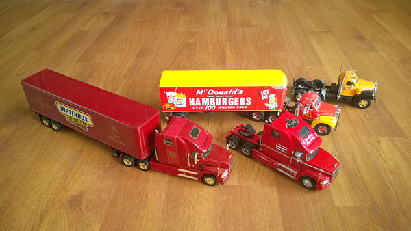 Модель машины 火柴盒matchbox ks 系列36车 peterbilt kenworth mack daf..