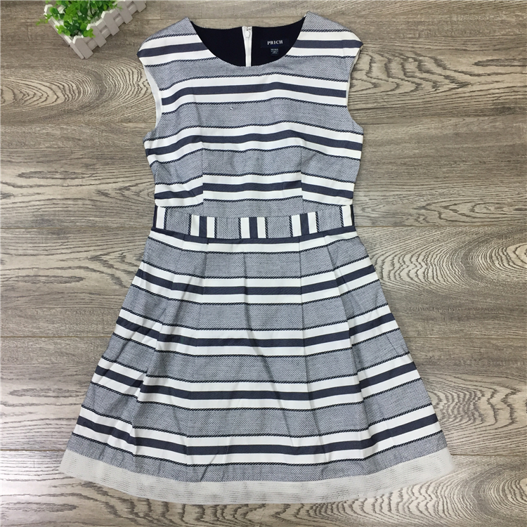Attachment-owned P series PROW62352C ladies fashion sleeveless round collar stripe to collect waist and body dress