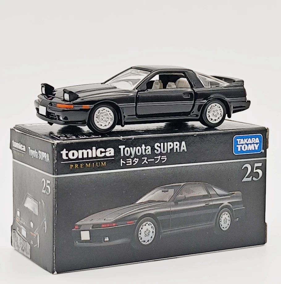 Эталонная коллекционная модель автомобиля спортивного класса Domi Card Black Box Alloy Simulation Lamborg GTR