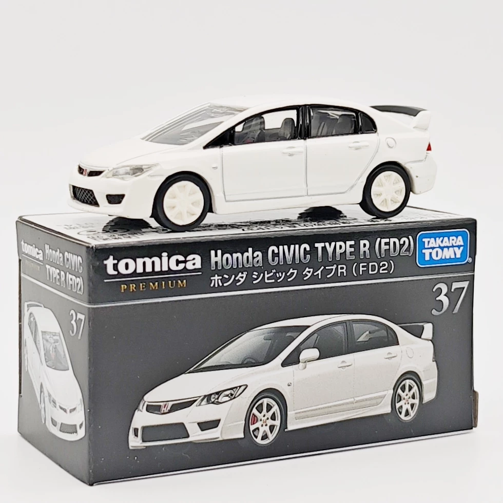 Эталонная коллекционная модель автомобиля спортивного класса Domi Card Black Box Alloy Simulation Lamborg GTR