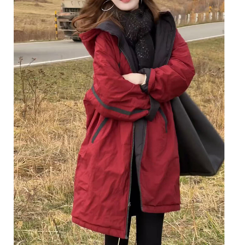 European Style Light Luxury Red Hooded Cotton Coat, Winter Women's Mid-Length Plus Size Fashionable and Stylish Lightweight Warm Cotton Jacket