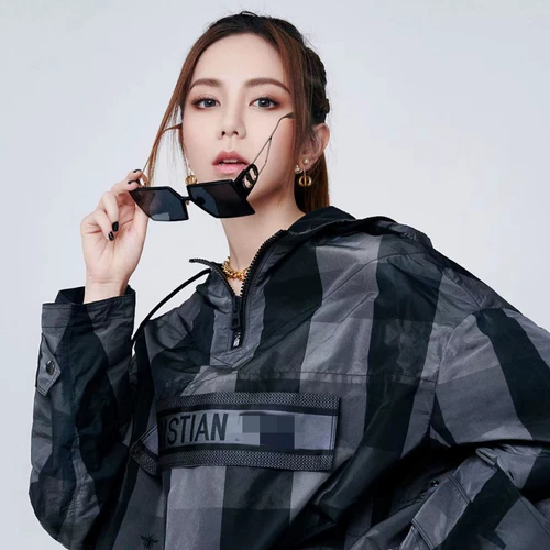 D Семейные солнцезащитные очки женского высокого уровня Большое лицо Большое лицо -тонкая белая щедрая коробка дэн Зики То же солнцезащитные очки CD 2024 Новые