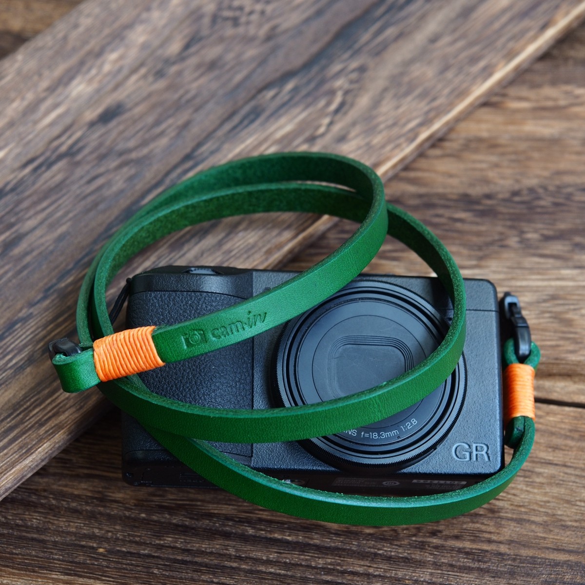 cam-in leather string camera baby bag Ricoh GR3 Sony black card Canon g7 Leica round hole type baby bag