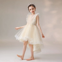 Без рукавов, цвета шампанского, ассиметричный крой