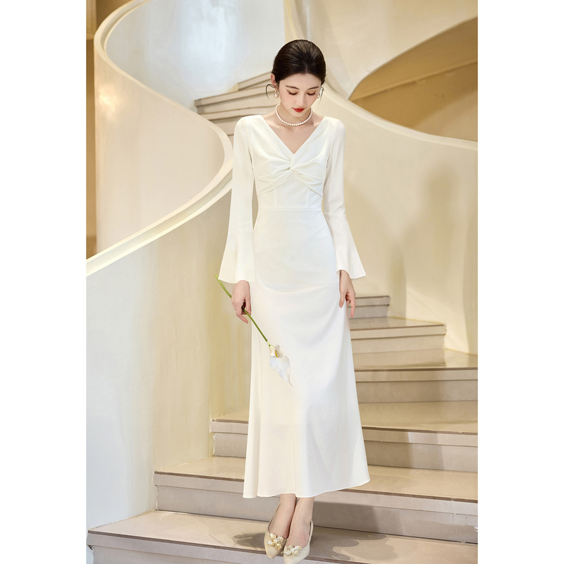 French-Style High-End V-Neck Elegant White Dress with Long Sleeves for Birthday Parties, Engagement Dresses, and Registration Ceremonies French-Style High-End V-Neck Elegant White Dress with Long Sleeves for Birthday Parties, Engagement Dresses, and Registration Ceremonies