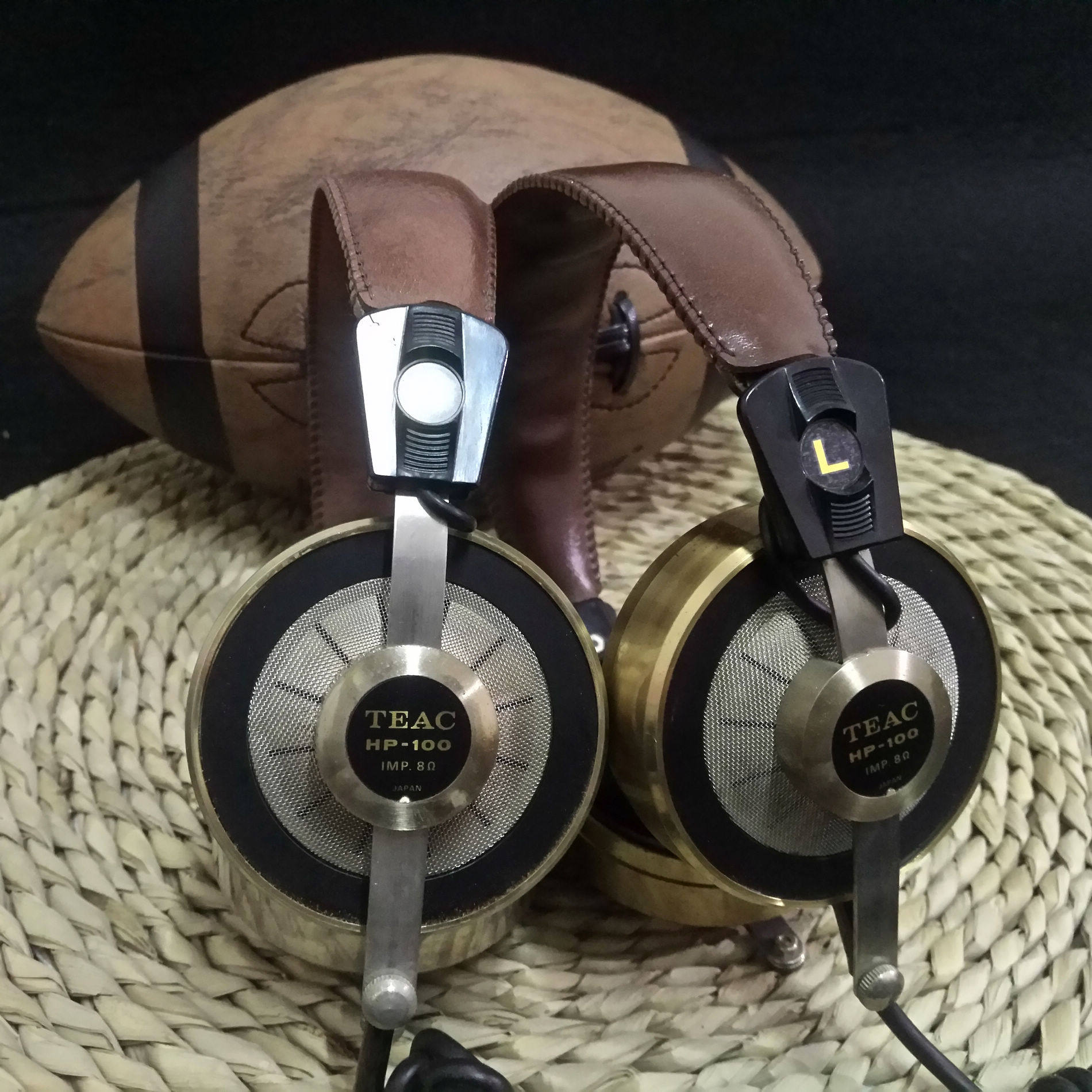 日本TEAC HP-100头戴开放式古董开放式HIFI发烧金属视听收藏耳机评价