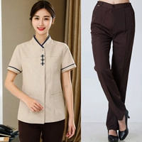 Желтая футболка, штаны, короткий рукав