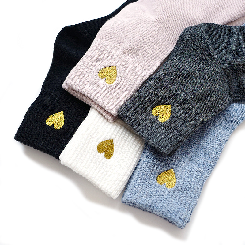 T thêu vàng Nhật Bản yêu mùa đông ấm áp trong vớ ống nữ mùa đông vớ cotton ấm áp đơn giản Nhật Bản vớ cao cổ