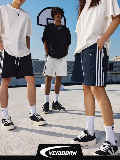 Weidong Street Trendy Sports Shorts 남자 농구 미국 달리기 훈련 쿼터 핑거 바지 트렌디 한 여름 얇은 짠 캐주얼 바지