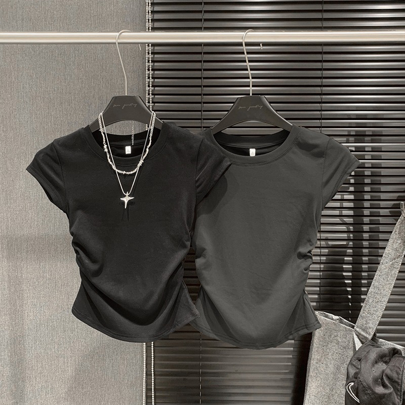 Black Short-Sleeved T-Shirt for Women, Summer 2026 New Style, Paired with Cargo Pants, European Style, Gray Slim-Fit Half-Sleeve Short Top