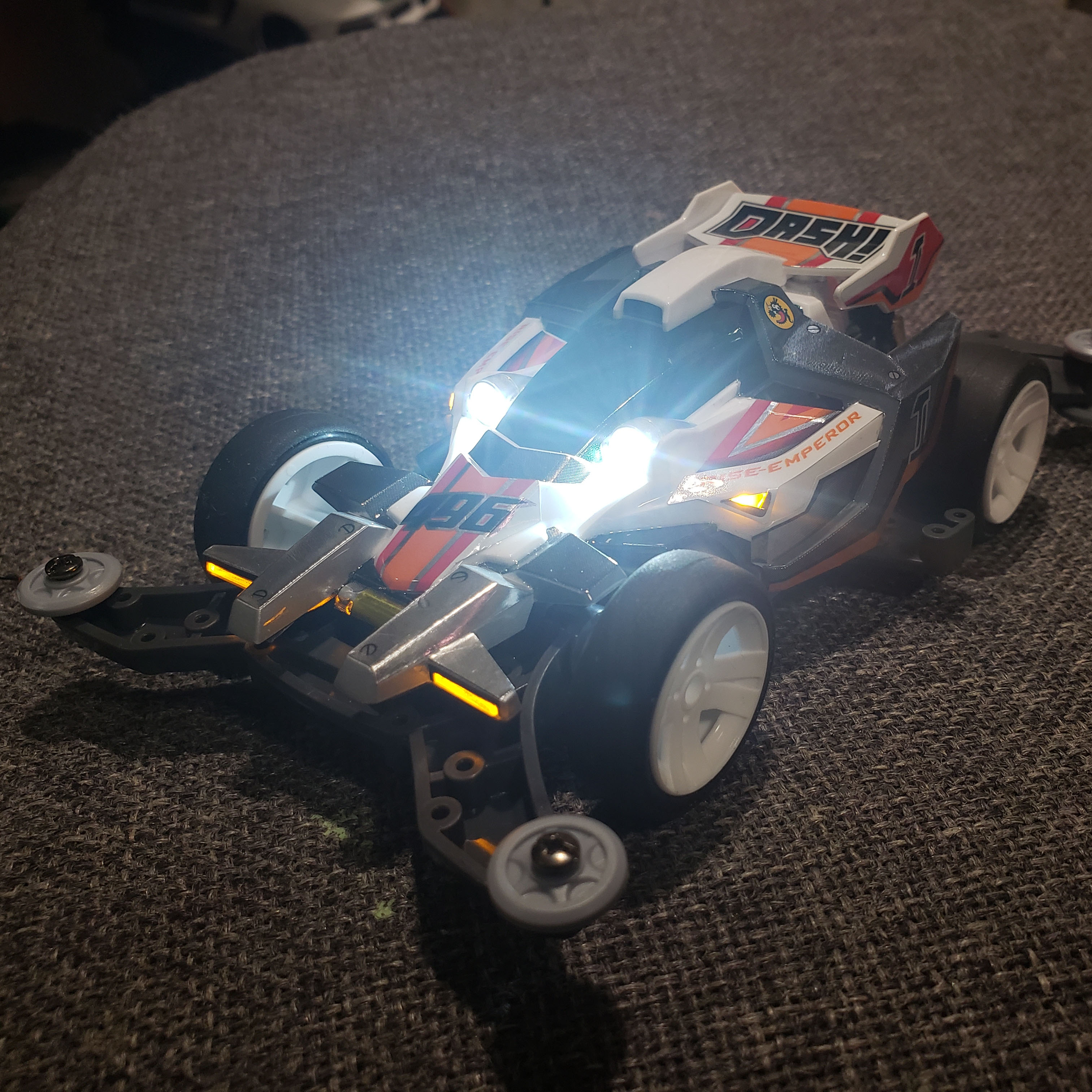 Original Field Palace 4th Drive Boy Emperor Number Victor's winner MA Chassis 18643 plus lights