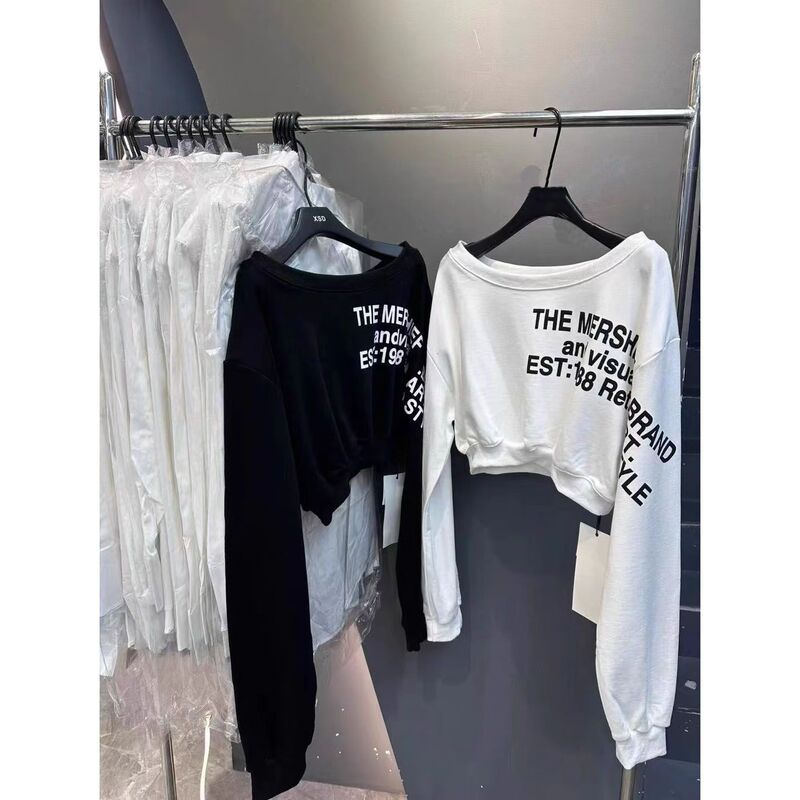 Early Autumn Women's 2024 New American-Style Letter Print Asymmetrical Neck Off-Shoulder Sweatshirt Niche Slim-Fit Spicy Girl Short Top for Women Early Autumn Women's 2024 New American-Style Letter Print Asymmetrical Neck Off-Shoulder Sweatshirt Niche Slim-Fit Spicy Girl Short Top for Women