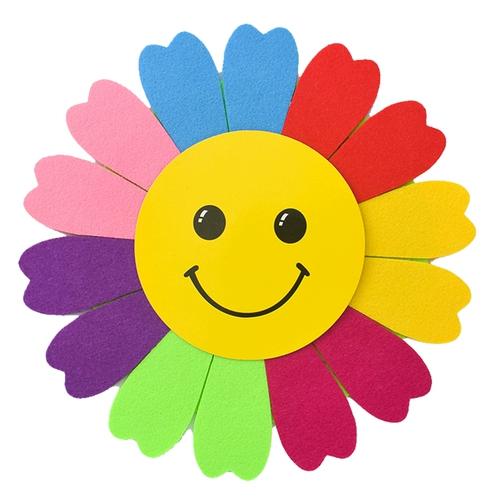 Красочный реквизит подсолнечника, спортивная встреча, церемония открытия, вход, портативный объект, представление в детском саду, рука, цветок, танец, цветок