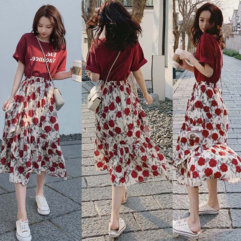 Beautiful Summer Outfit for Women for Vacation and Beach, Age-Reducing, Super Popular French Floral Skirt Two-Piece Set for Spring