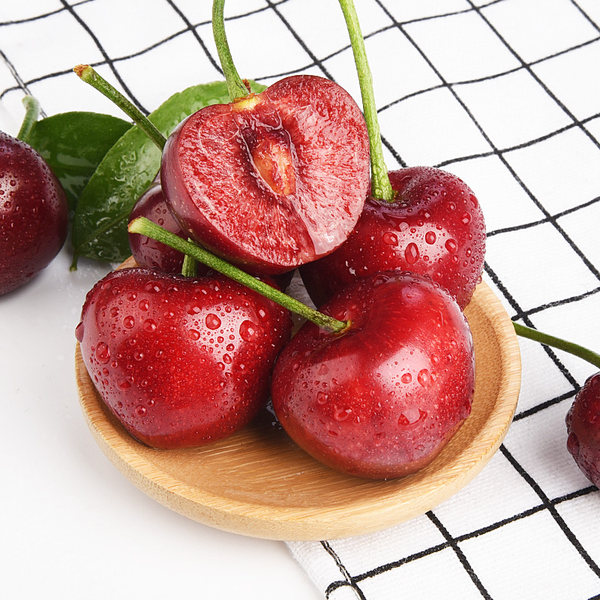 预售 畅美 烟台美早大樱桃车厘子 3斤 26-28mm大小 多重优惠折后￥49.8包邮（拍3件）