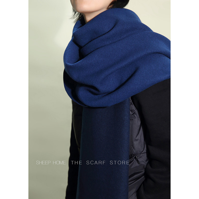 Priced in the thousand-yuan range! Impressive quality Royal Navy Blue Klein two-tone solid color double-sided thick scarf, comparable to cashmere.