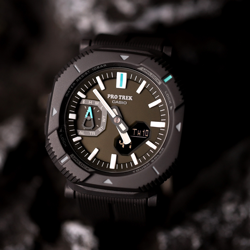 Casio Watch Men's Protrek Outdoor Mountaineering Sports Solar-Powered Bluetooth Waterproof Cool Black Prj-B001-1
