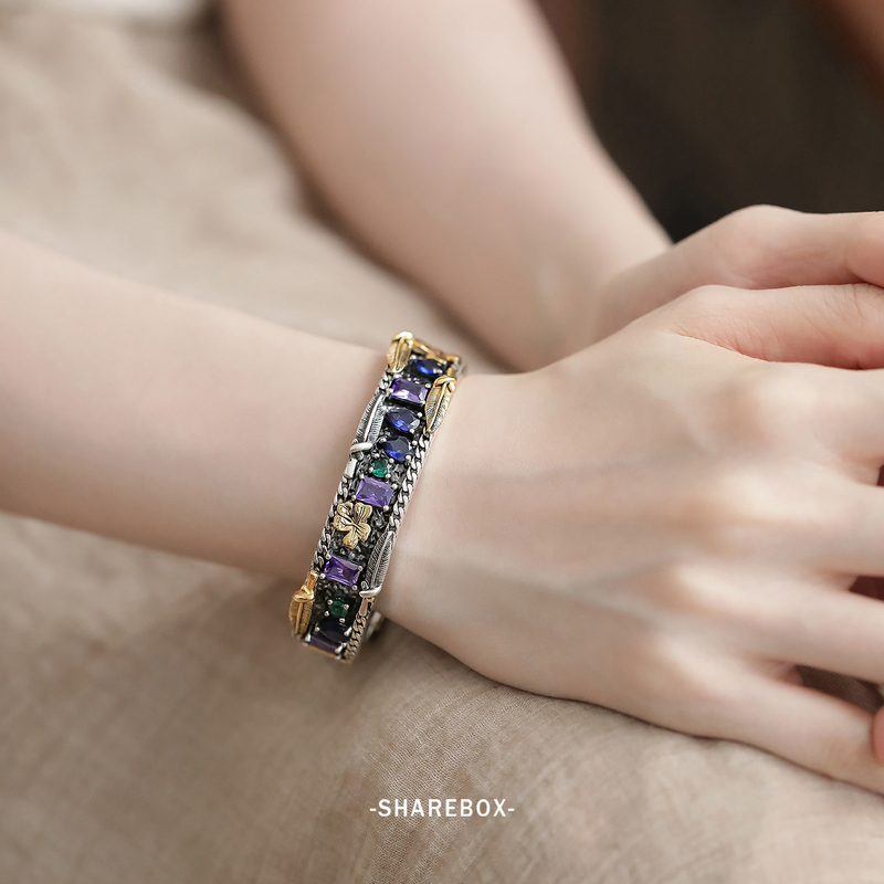 9.15 Xiaobao's First Release of Buoyancy S925 Silver Graffiti Shield Star Stone Plate Bracelet for Women 9.15 Xiaobao's First Release of Buoyancy S925 Silver Graffiti Shield Star Stone Plate Bracelet for Women