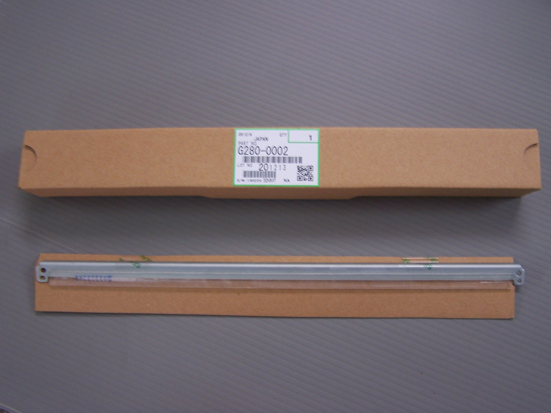 Ricoh original C4501 C5501 sub scraper small scraper charging shaft scraper scraper