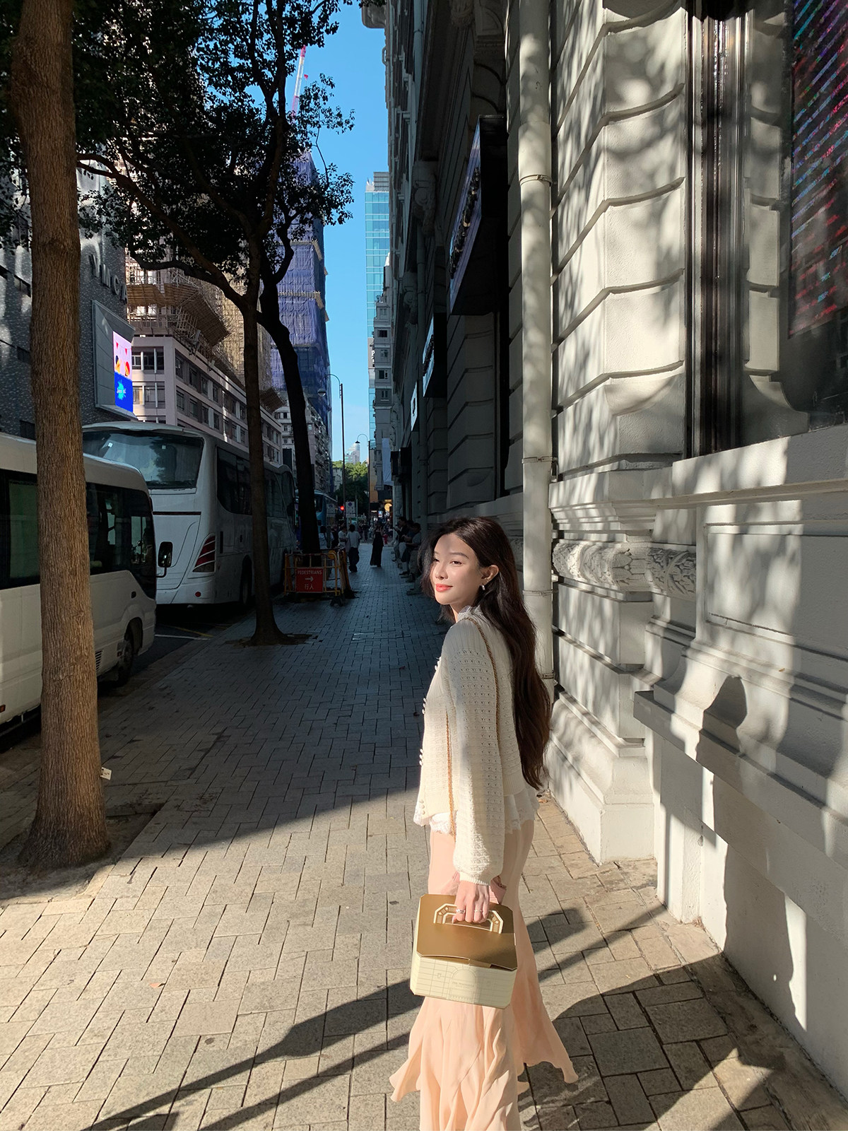 시 웨이 리앙 봄날 전복 프랑스식 낭만주의 루즈핏 느긋한 라운드 넥 벌룬 소매 홀로우 아웃 오픈 가디건 상세 이미지 70