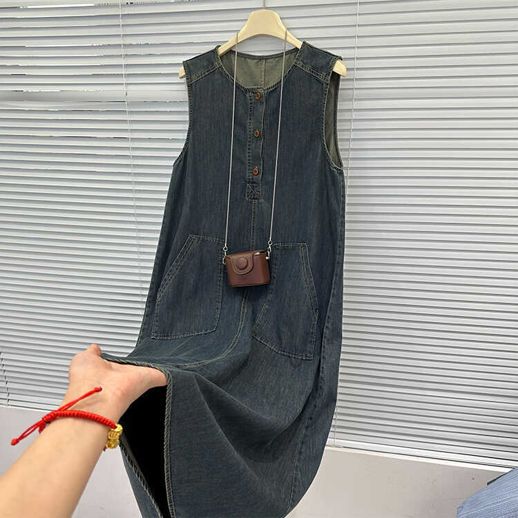 Korean Style Denim Suspender Dress for Women 2026 Summer New Sleeveless Vest Single-Breasted Long Dress Retro Large Pocket Dress