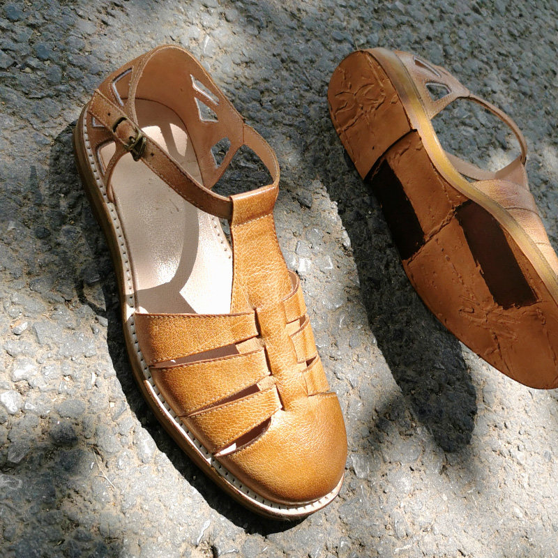 Pure handmade head layer of cow leather French style Baotou Roman sandals men's art retro genuine leather to make old beach shoes sandals women