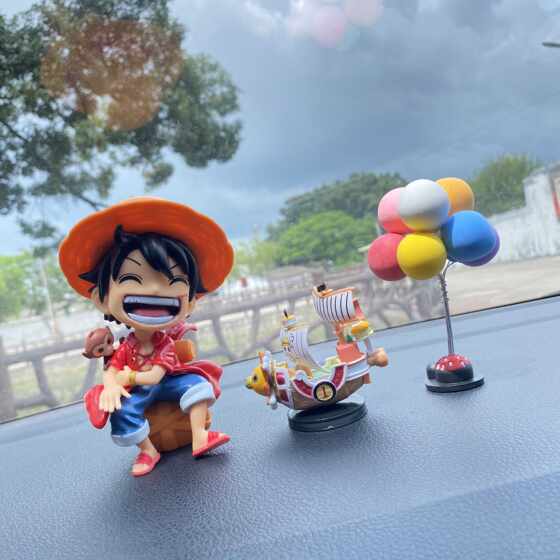 자동차 장식품 센터 콘솔 장식 용품 만화 만화 원 해적 Luffy Zoro 남자 자동차 인테리어 장식 용품