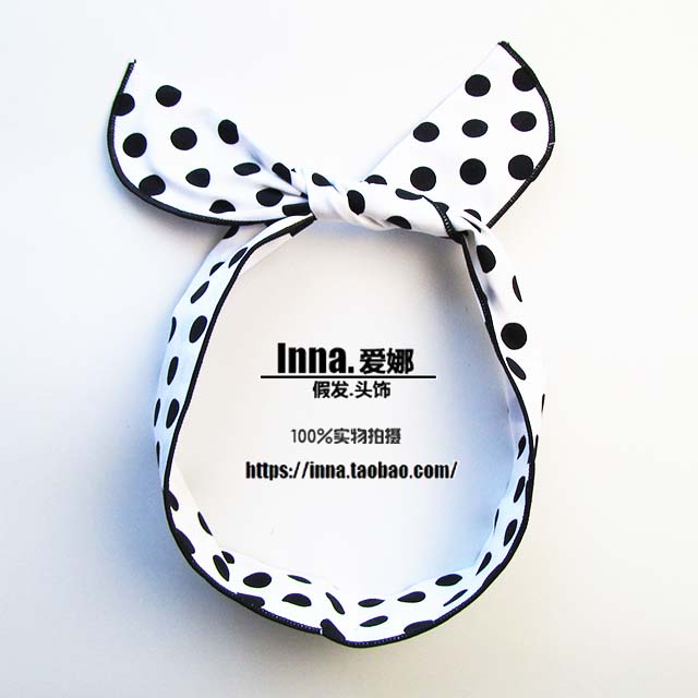 Round Point Rabbit's Retro Lady with a simple black and white hair with Korean headdress sweet female hair hoop