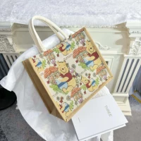 Пух [большой размер] — в стандартную комплектацию входит нижняя пластина, ароматизированная пленка и магнитная пряжка.