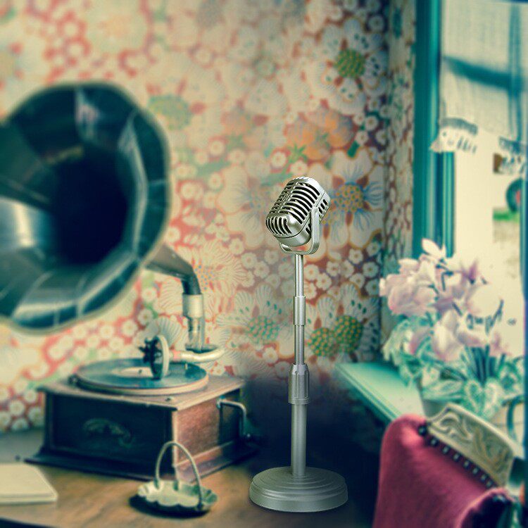 2022 new retro props microphone studio ancient style photography posing nostalgic simulation microphone solid color can be lifted