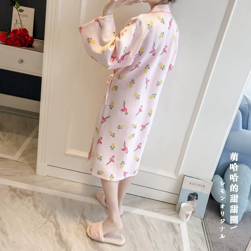 Mùa thu và mùa đông mới chần bông và áo gió kimono pyjama in dứa flamingo cô gái ngọt ngào phục vụ đêm đầm ngủ dễ thương hàn quốc