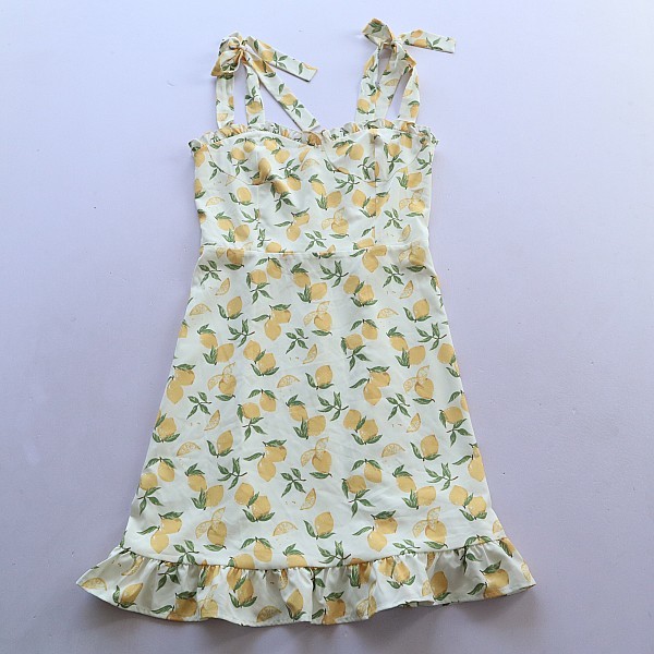 French Sweet Style Lemon Print Spaghetti Strap Dress for Women, Summer Ruffled Tie-Up Vacation Style Short Dress A3