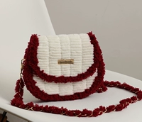 Седельная сумка белый лед+темно -красный пакет материала