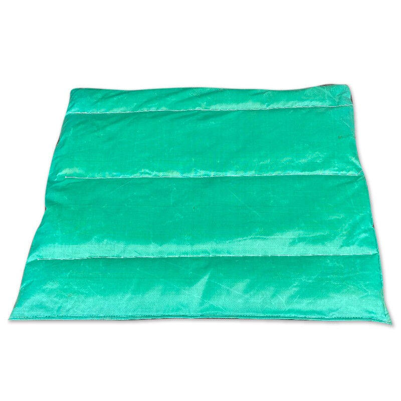 Conspiracy to foe 231 fireproof insulation by high temperature resistant flame retardant engineering bridge Conservation thickened waterproof greenhouse rock wool quilt (anti -